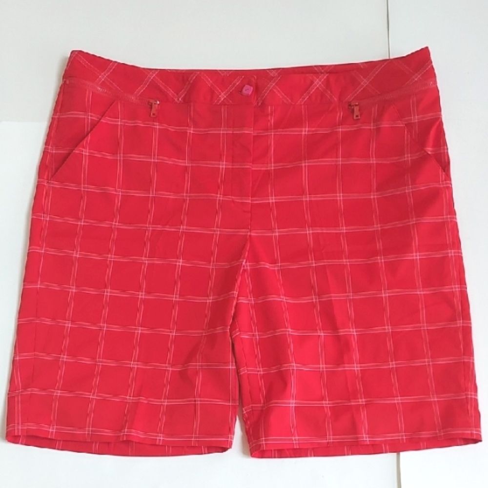 Plus Ladies EP Pro Red Plaid Quick Dry 5 Pocket Golf Shorts 9" Inseam Size 18